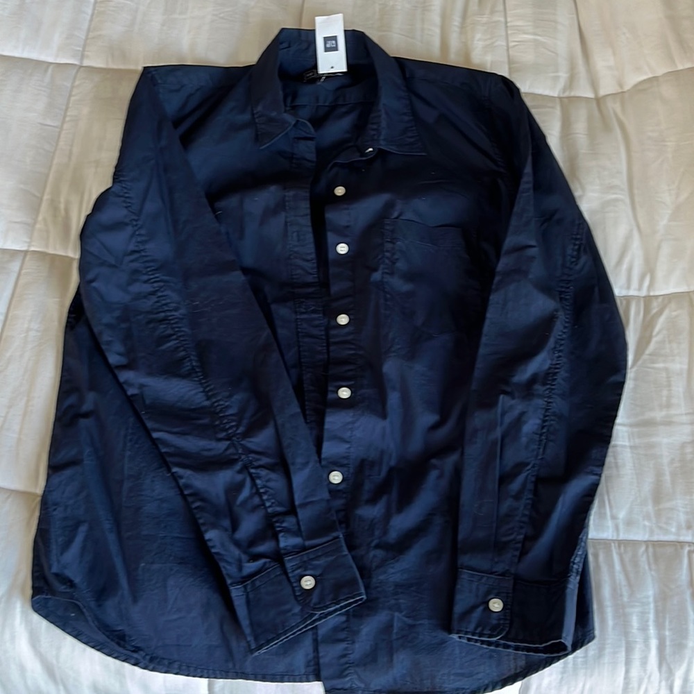 NWT Gap navy blue button down